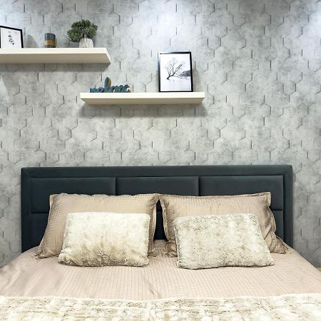 Grandstay Apartments تشيسيناو المظهر الخارجي الصورة
